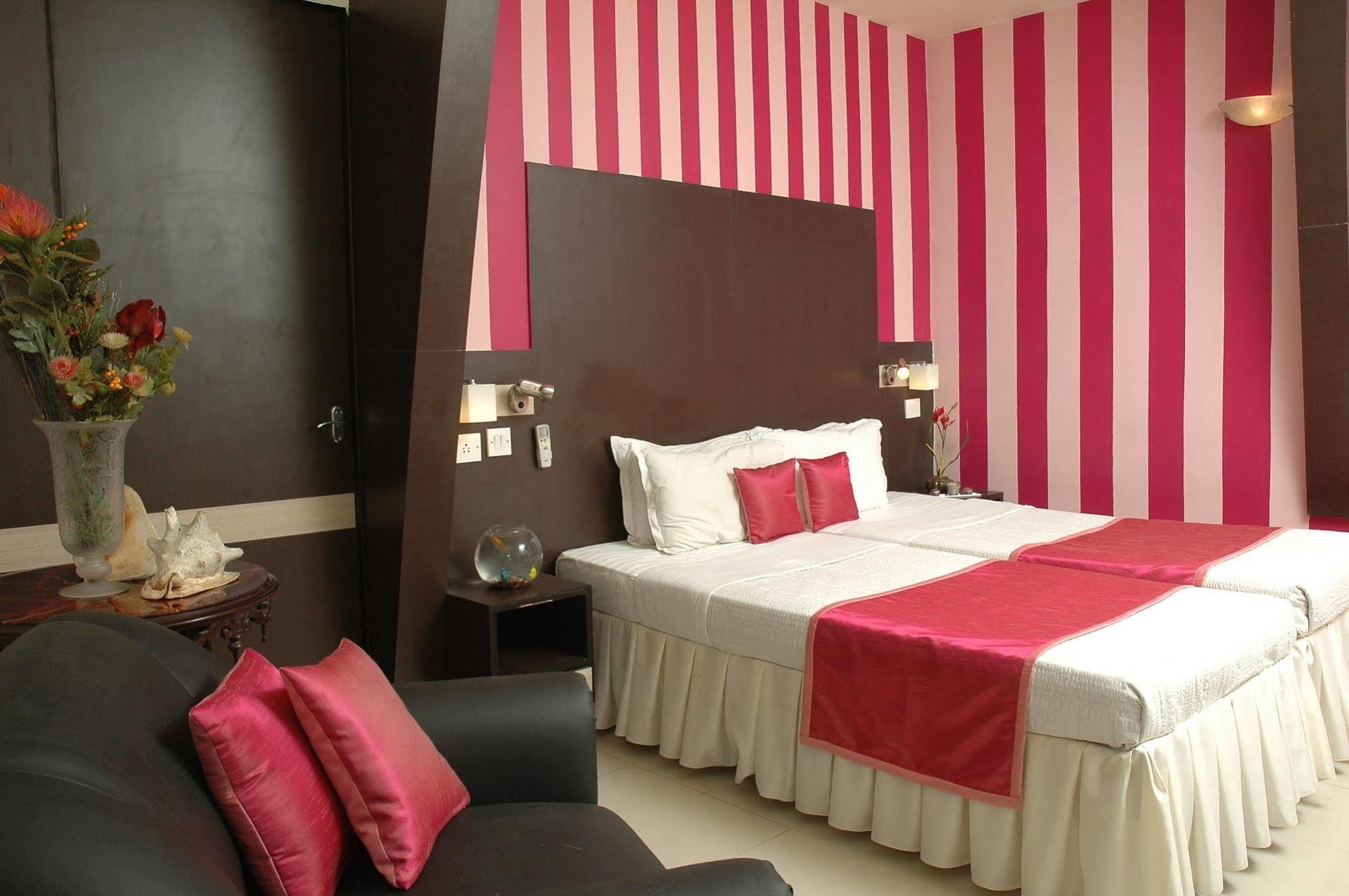 Istay Hotels Infantry Road Bangalore Luaran gambar